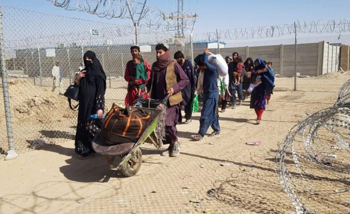 جيڪب آباد ۾ افغانين جي نالي روز 10 لک خرچ ظاهر، 126 خاندان لڪل، انتظاميا خاموش